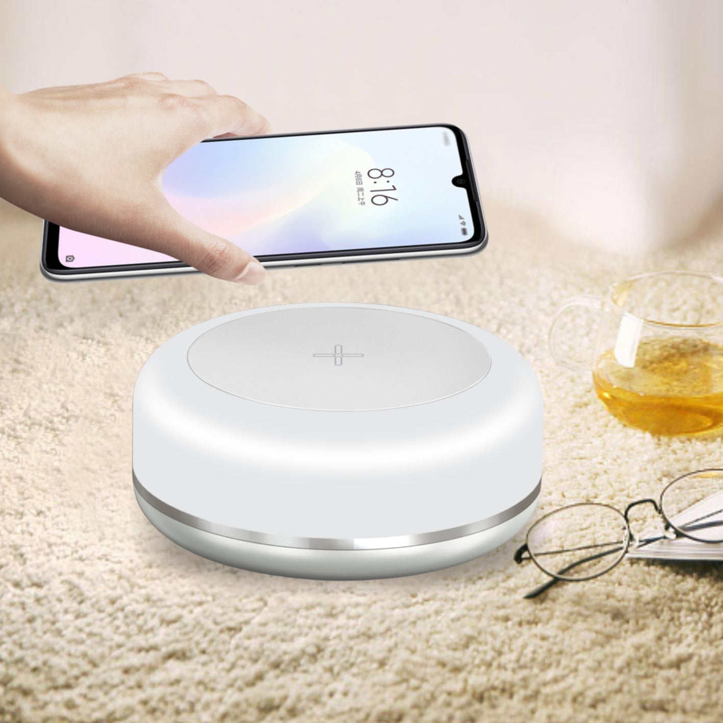 Wireless Charger with Atmosphere Light شَاحِنٌ لَاسِلْكِيٌّ جَدِيدٌ مَعَ إِضَاءَةِ الْجَوِّ، ضَوْءُ ليد لَيْلِيٌّ إِبْدَاعِيٌّ